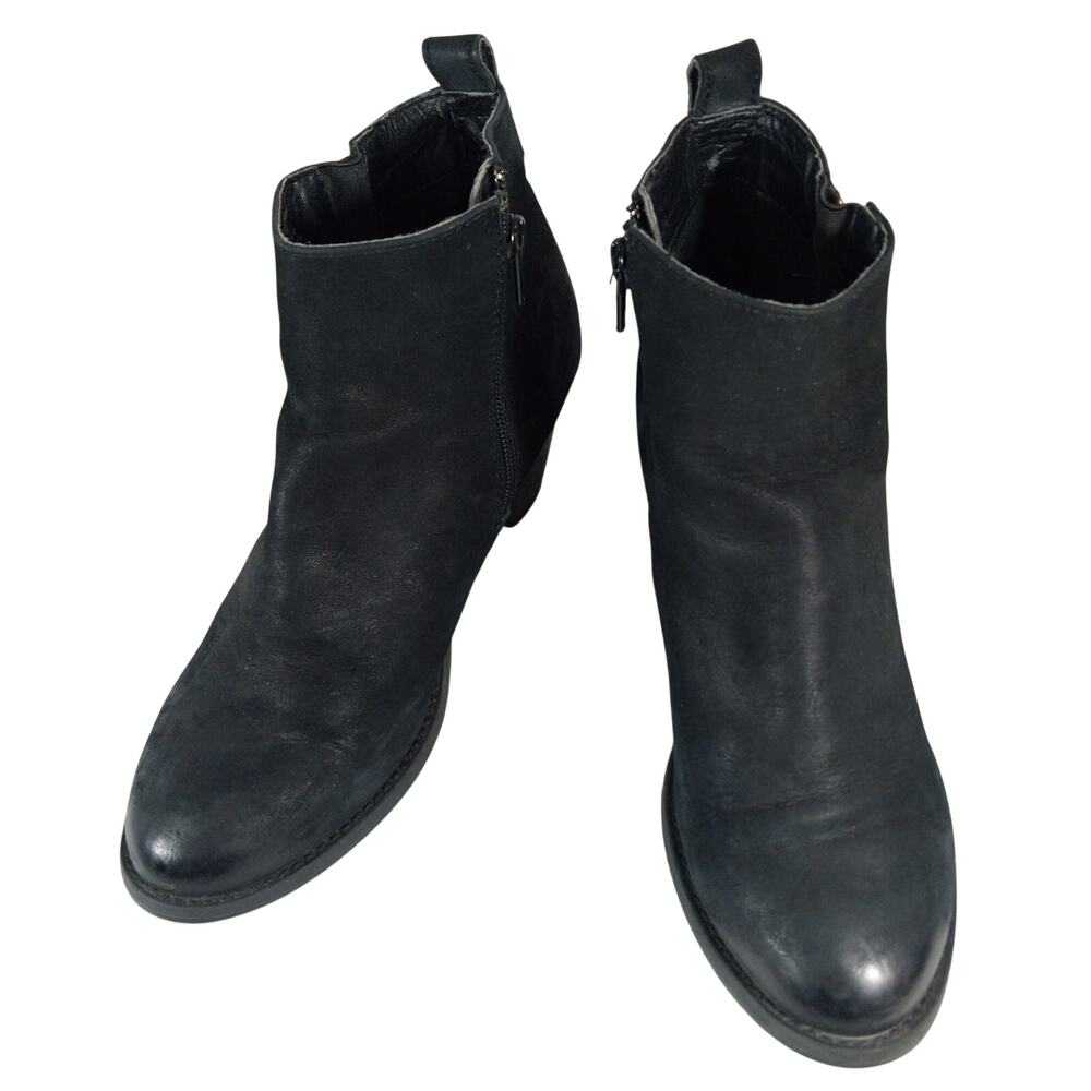 STEVE MADDEN! BLACK GENUINE LEATHER DUAL ZIPPER GOLD HEEL TRIM ANKLE BOOTS! 6.5M